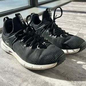 Under Armour Sneakers